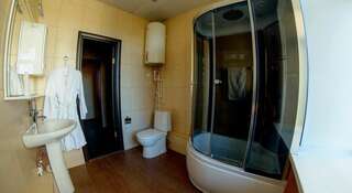 Гостевой дом Мини Отель Иркутск Одноместный номер с ванной комнатой-1